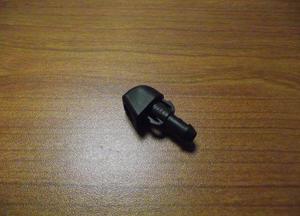 22722205 front washer nozzle
