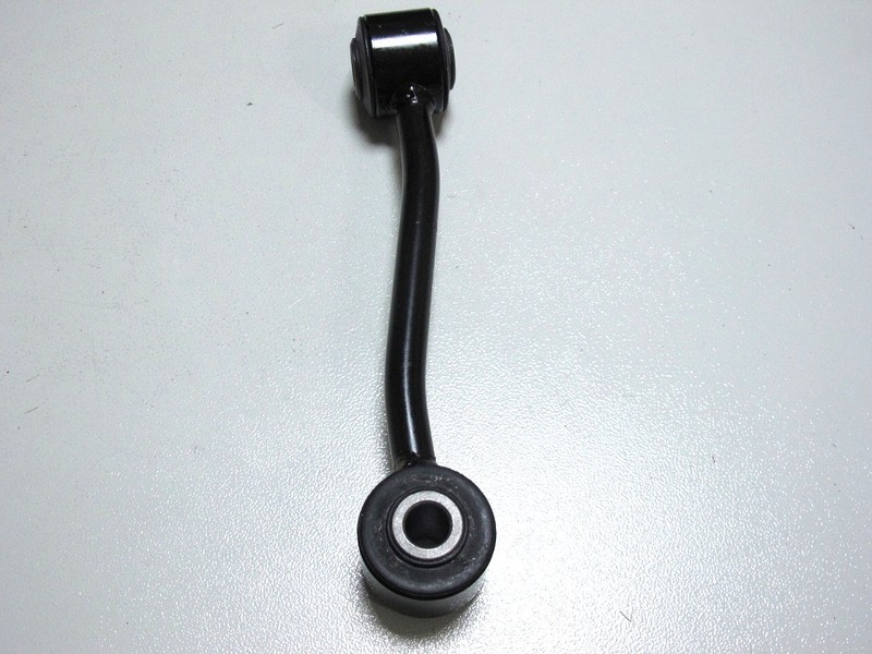 стойка переднего стабилизатора