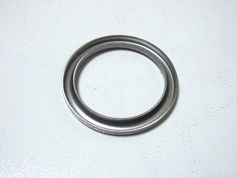 маслоотражательное кольцо вилки хвостовика редуктра 47.63 х 61.93 х 5.56